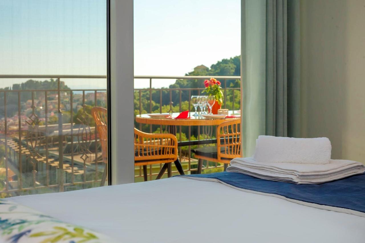 Natura Luxury Suites Parga Luaran gambar