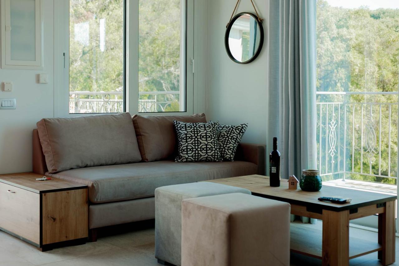 Natura Luxury Suites Parga Luaran gambar