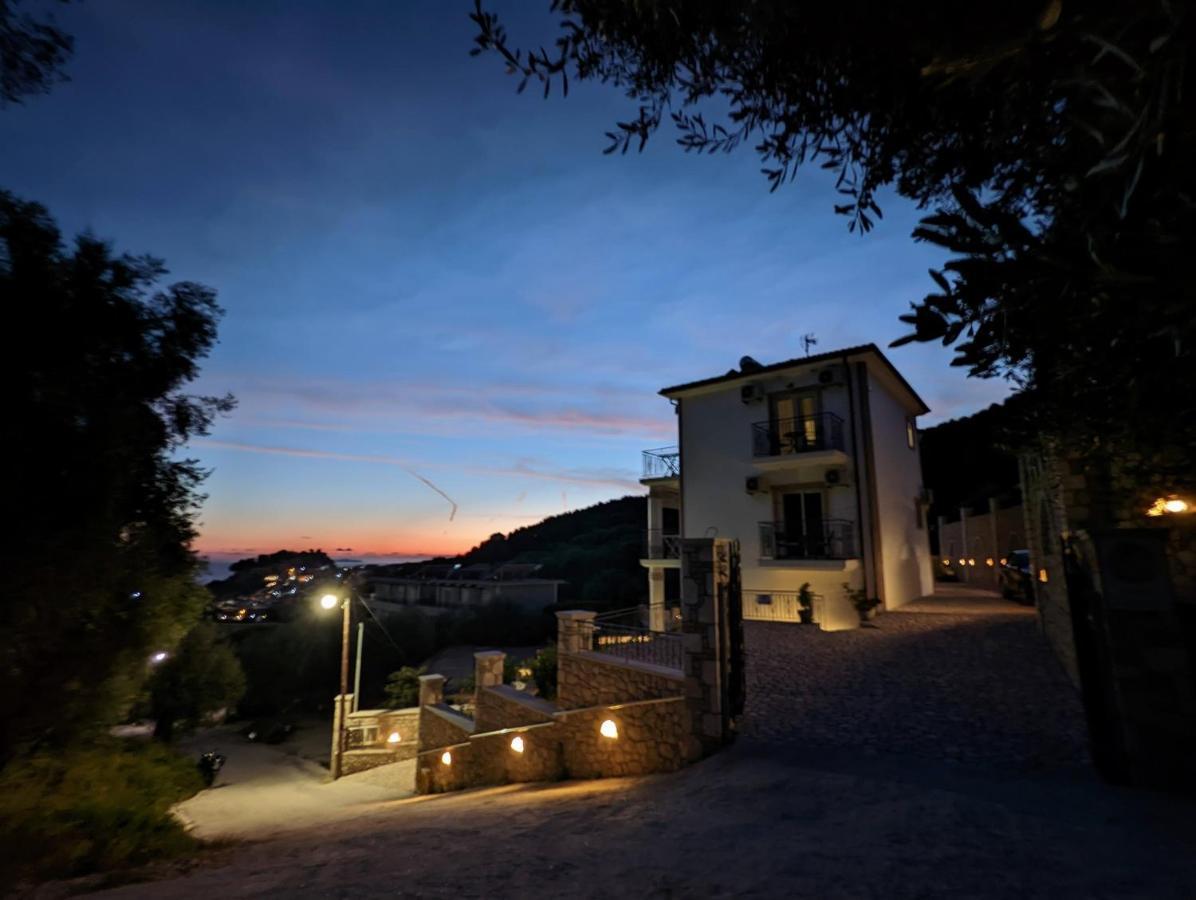 Natura Luxury Suites Parga Luaran gambar