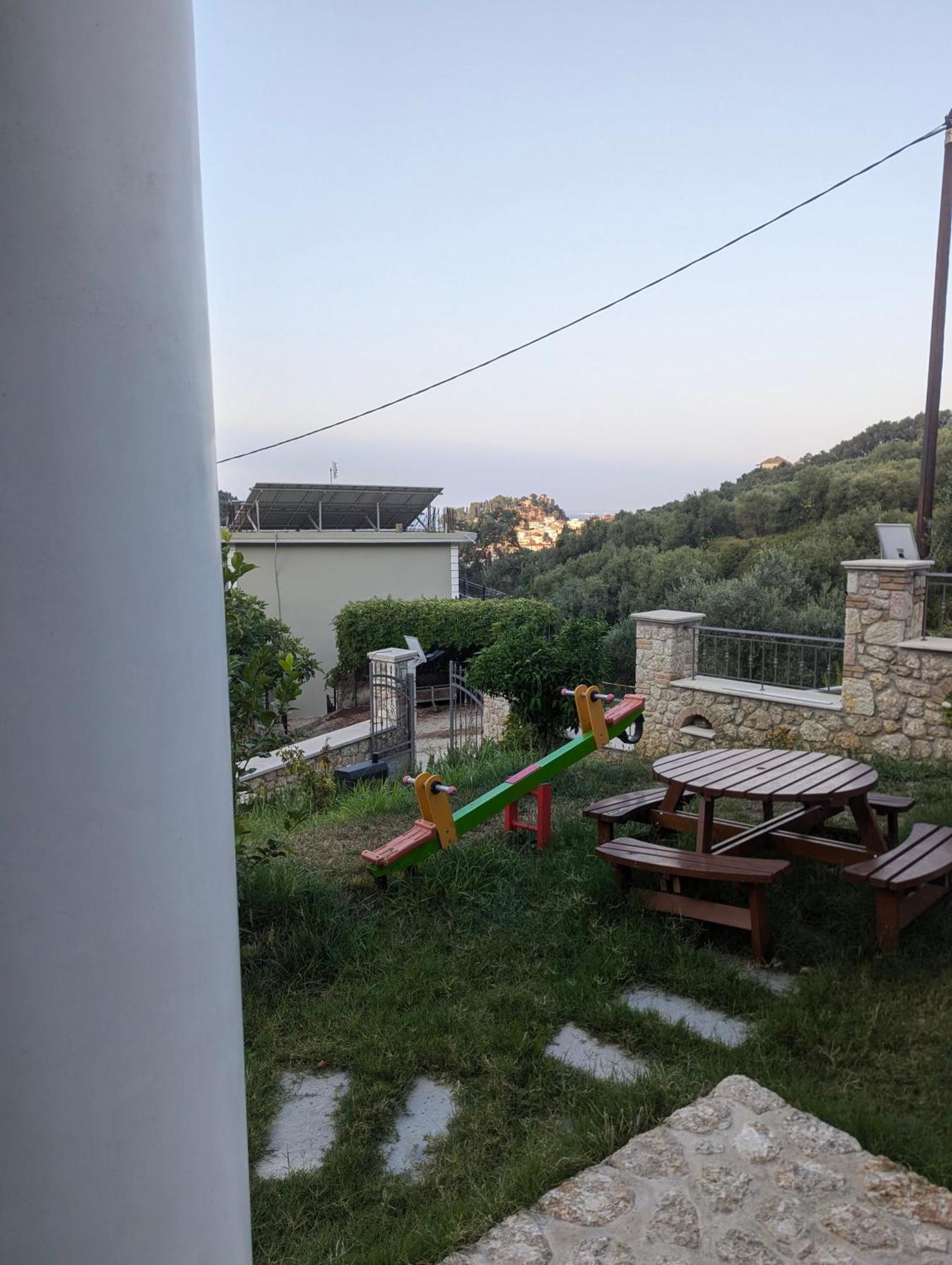 Natura Luxury Suites Parga Luaran gambar